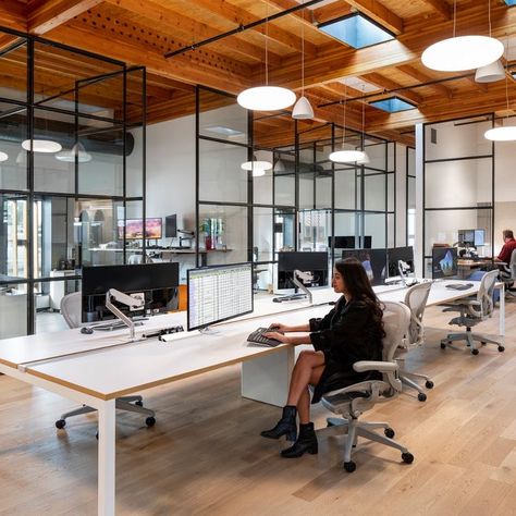 Law Firm Office, Closet Interior, Studio Workspace, Design Studio Workspace, Office Space Design, Dream Office, Office Inspo, Workplace Design, Architecture Office