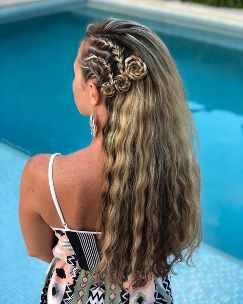 Pool Party Hair, Hair For Party, Pool Party Hairstyles, Party Hairstyles For Long Hair, Smart Hairstyles, Easy Party Hairstyles, Hair Braid, Dresses Ideas, Hairstyles For Long Hair