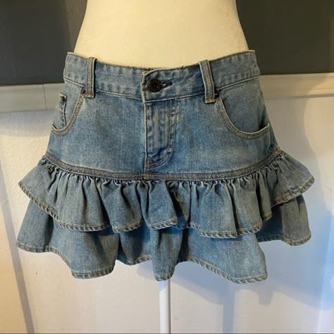 Frilly Denim Skirt, Ruffle Jean Skirt Outfits, Coquette Jean Skirt, Cute Jean Skirts, Ruffle Jean Skirt, Remade Clothes, Ruffled Denim Skirt, Denim Ruffle Skirt, 2000s Skirt