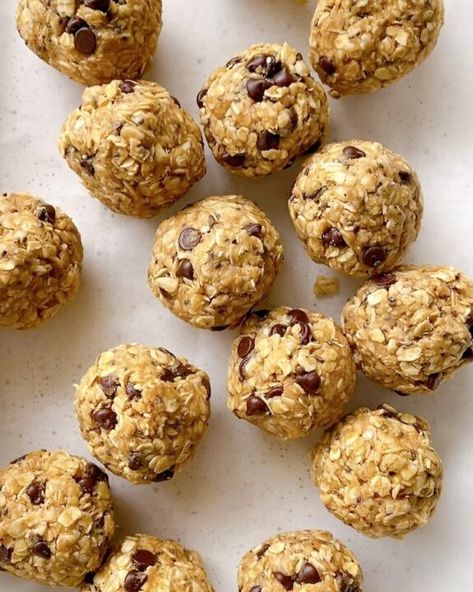 Lactation Energy Balls from @bypaigeashlie - ResepMamiku.com Lactation Balls Brewers Yeast, Lactation Power Balls, Lactation Oat Balls, Lactation Balls Without Brewers Yeast, Protein Lactation Balls, Lactation Energy Balls, Postpartum Energy Balls, Lactation Protein Balls, Lactation Balls