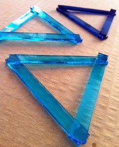 How to Make a Suncatcher Ornament with Scrap Glass | Delphi Glass Blog Glaskunst Inspiration Ideas, Make A Suncatcher, Microwave Kiln, Delphi Glass, Glass Fusing Ideas, Fused Glass Projects, Fused Glass Christmas, Glass Fusion Ideas, Fused Glass Artwork