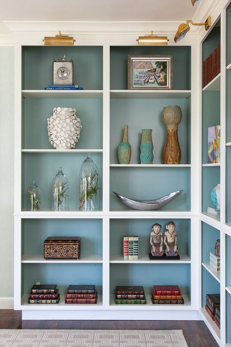 Benjamin Moore Stratton Blue inside cabinets. Painted Back Bookshelves, Painted Bookshelves, Lots Of Books, Creative Bookshelves, Decorating Bookshelves, Bookshelf Organization, Bookcase Styling, House Of Turquoise, Bookcase Decor