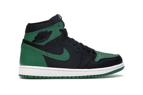 StockX Expands Black Toe Lineup With Jordan 1 Retro High "Pine Green Black" #daily #news #hypebeast #mux #muxjasper #fivedoubleues Air Jordan 1 Pine Green, Jordan 1 Pine Green, Air Jordan 1s, Black Shoes Men, Jordan Shoes Girls, Kicks Shoes, Air Shoes, Nike Shoes Jordans, Nike Air Shoes