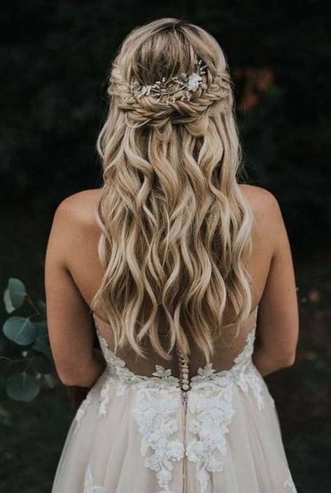 Wedding Hair Ideas, Elegant Wedding Hair, Wedding Hairstyles Half Up Half Down, Trendy Wedding Hairstyles, Wedding Hair Inspiration, Wedding Hair Down, Bridal Hair Vine, Wedding Hair Makeup, Bride Hair