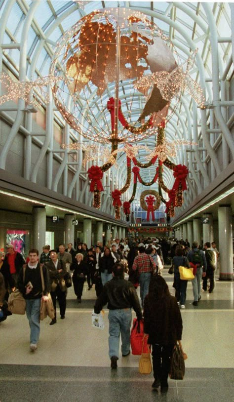 Christmas Over The Years In Chicago   Chicago O'Hare International Airport has the busiest day of the year the Sunday following Thanksgiving. Christmas Story Aesthetic, Christmas Airport, Airport Christmas, Christmas Illumination, Christmas In Chicago, O'hare International Airport, Chicago Airport, December Writing, American Midwest