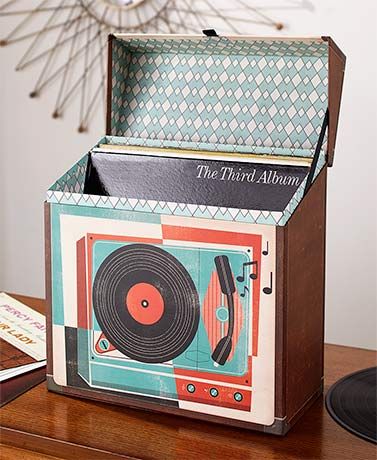 Speaker Stands Diy, Record Album Storage, Lp Record Storage, Gift Ideas For Parents, Record Boxes, Album Storage, Vinyl Shop, Farmhouse Country Decor, Decorative Storage Bins