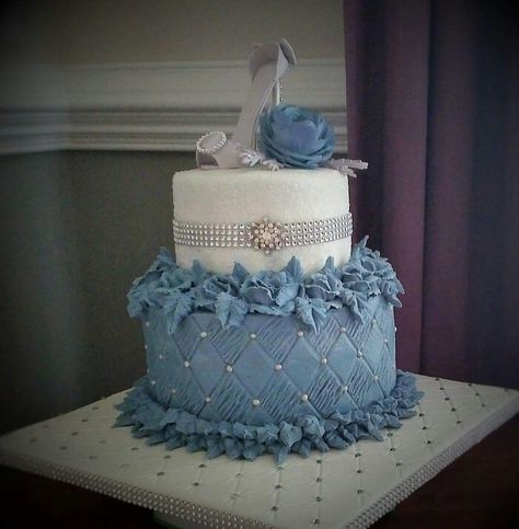 Demin and diamonds Not my cake Blue Jean Cake Ideas, Denim And Diamonds Wedding Theme, Denim And Diamonds Wedding, Denim And Diamonds Birthday Cake, Denim And Diamonds Decorations, Denim And Diamonds Cake Ideas, Diamond Cake Birthday, Denim And Diamonds Birthday Party, Denim Cake Ideas