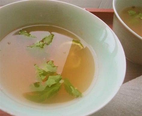 Lemongrass Broth Soup, Thai Broth Soup, Asian Broth Recipe, Thai Lemongrass Soup, Broth Fondue Recipes, Sipping Broth, Lemongrass Soup, Crockpot Chicken And Noodles, Asian Soups