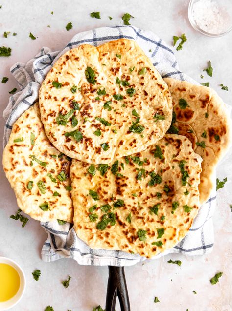 3 Ingredient Naan Bread Recipe - Rich And Delish Naan Bread Recipe No Yogurt, Quick Naan Bread Recipe, Naan Bread Recipe No Yeast, Naan Bread No Yeast, Recipes With Naan, 3 Ingredient Biscuit Recipe, Bread No Yeast, Vegan Greek Yogurt, Recipes Biscuits