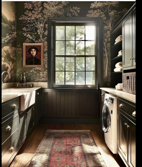 Art Deco Laundry Room, Mudroom Pantry Combo, Victorian Laundry, Mud Room Laundry Room Combo, Ranch Style Decor, Traditional Laundry Room, Laundy Room, Laundry Room/mud Room, Vintage Laundry Room