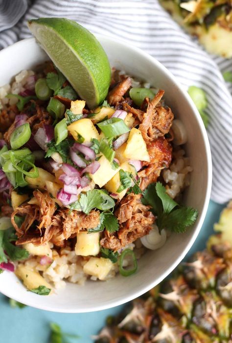 Pulled Pork Rice Bowl, Pork Rice Bowl Recipe, Pork Rice Bowls, Hawaiian Pulled Pork, Hawaiian Pork, Sauteed Chicken Breast, Rice Bowl Recipe, Pineapple Pork, Salad Avocado