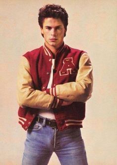 Young Rob Lowe, Letterman Jacket Outfit, 80s Guys, Sodapop Curtis, 80s Fashion Men, Look 80s, Varsity Jacket Outfit, 80s Men, 80s Jacket