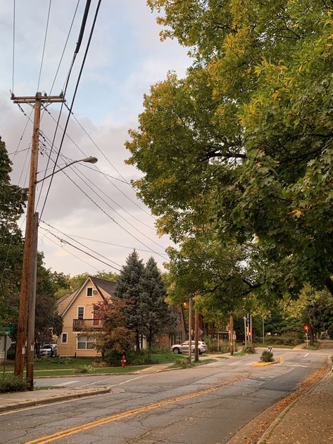 Midwest Town Aesthetic, Small Town House Aesthetic, Small Town Life Aesthetic, Small Town Summer, Maine Aesthetic, Small Town Mystery, All The Bright Places, Midwest Emo, Small Town Life