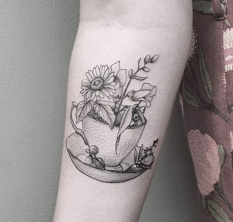 Sunflower Teacup Tattoo, Coffee Cup And Flowers Tattoo, Flowers In Teacup Tattoo, Tea Cup And Flowers Tattoo, Coffee Cup Flower Tattoo, Teacup And Flowers Tattoo, Coffee Mug With Flowers Tattoo, Teapot With Flowers Drawing, Basket Of Flowers Tattoo