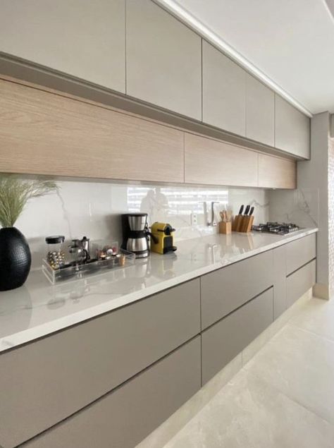 Hiasan Dalaman Dapur, Dapur Moden, Kitchen Cabinetry Design, Minimal Kitchen Design, Kabinet Dapur, Modern Kitchen Cabinet Design, Kitchen Remodel Inspiration, Modern Kitchen Interiors, Kitchen Interior Design Decor