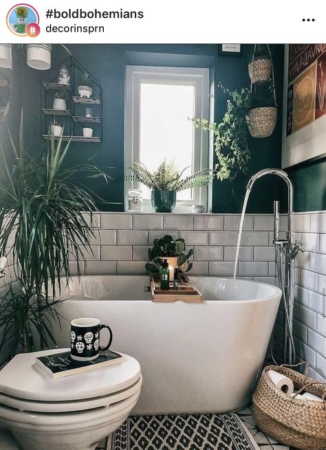 Botanical Bathroom, Boho Bathroom, Bathroom Inspiration Decor, Upstairs Bathrooms, Modern Bathroom Decor, Green Bathroom, Bathroom Colors, House Bathroom, Beautiful Bathrooms