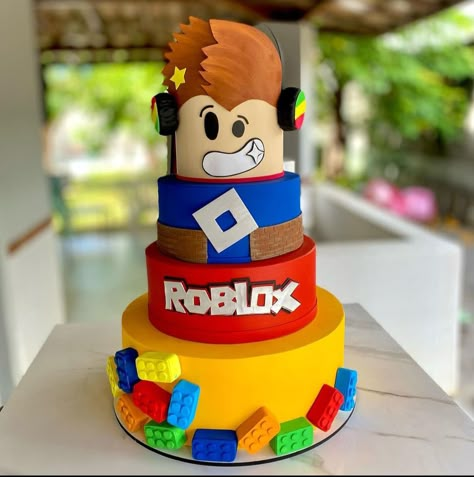 Roblox Birthday Cake, Roblox Birthday Party, 7th Birthday Cakes, Robot Birthday Party, Roblox Party, 6th Birthday Cakes, Roblox Cake, Roblox Birthday, Cake Pop Decorating