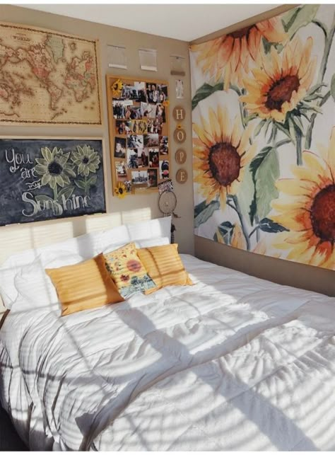 VSCO - repub--that Sunflower Bed, Bachelor Pad Decor, College Bedroom Decor, College Bedroom, Dorm Room Inspiration, Room Goals, Teen Bedroom Decor, Room Deco, Dorm Ideas