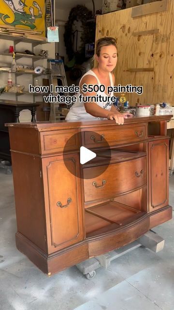 Jessica May Smith on Instagram: "a pastel vintage buffet?! classic 😍  comment FLIP to get my starter kit sent to your inbox so you can do this too! ✨   #duncanphyfemakeover #paintedfurniture #bluefurniture #furnitureflip #furnituredesign #furnituremakeover #nashville #tennessee #buffetmakeover #vintagefurniture" Mexican Pine Furniture Living Rooms, Painting Sideboard Ideas, Upcycle Vintage Furniture, Painted Buffet Cabinet, Buffet Painting Ideas, Painted Vintage Buffet, Refinished Buffet Table, Upcycled Buffet Sideboard, Refinished Furniture Before And After