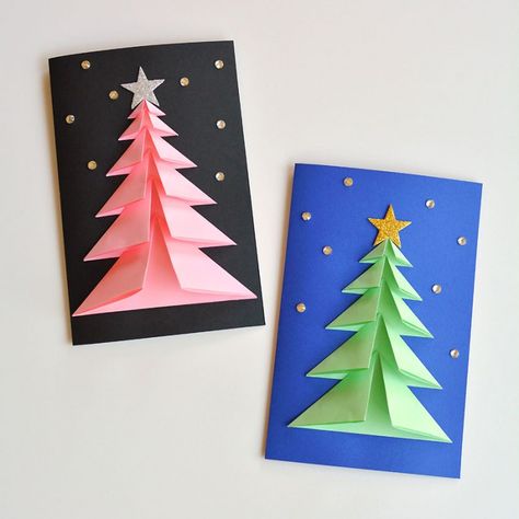 This 3D paper Christmas tree card is SO PRETTY and it's so simple to make! Grab the free printable template to make these easy and beautiful homemade Christmas cards. This is such a great Christmas craft and a super fun holiday craft for kids. 3d Christmas Tree Card, 3d Christmas Cards, Stick Christmas Tree, Christmas App Icons, Christmas Tree Template, Christmas Tree Card, 3d Christmas Tree, Christmas Crafts For Kids To Make, Paper Christmas Tree