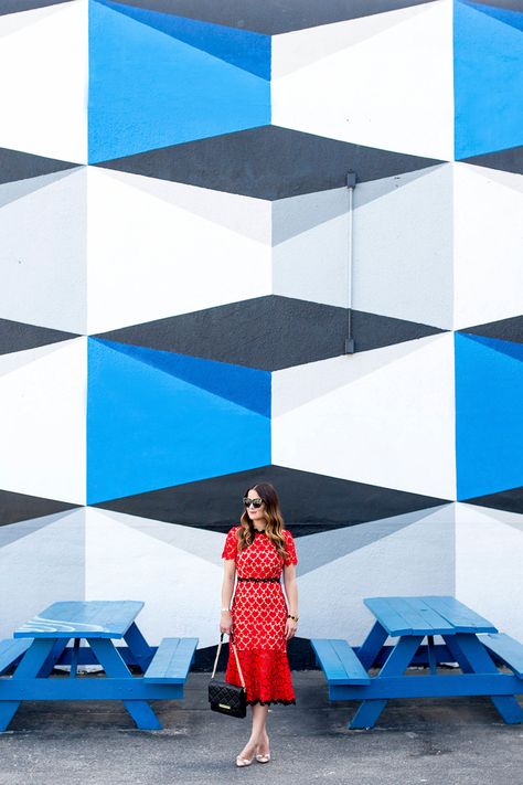 Murals Colorful, Miami Street Art, Geometric Mural, Drawing Street, Geometric Wall Mural, Colorful Walls, Miami Street, 3d Wall Painting, Wynwood Miami