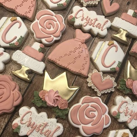 Quinceanera Decorated Cookies, Quince Cookies Decorated, Quinceanera Cookies Ideas, Quince Cookies Ideas, Quinceanera Cookies Decorated, Quinceanera Cookies, Quince Cookies, Quince Gifts, 16 Party Decorations