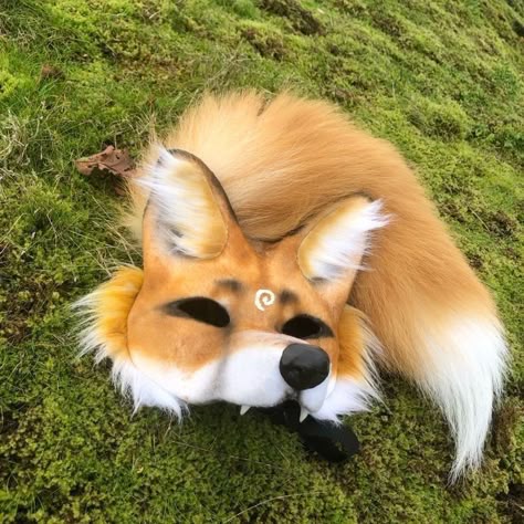 Animal Masks Diy, Cat Mask Diy, Felt Animal Masks, Therian Mask Ideas, Therian Masks, Wolf Mask, Animal Tails, Therian Mask, Cute Mask