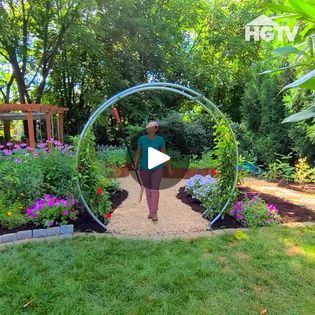 Vining Plants, Diy Moon, Moon Gate, Moon Garden, Landscape Features, Front Yard Landscaping Design, Landscaping Design, Outdoor Kitchen Design, Garden Gates