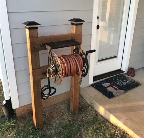 Spring Backyard, Garden Hose Storage, Garden Hose Holder, Hose Storage, Front Porch Ideas Curb Appeal, Hose Holder, Small Front Porches, Hose Reel, Outside Ideas