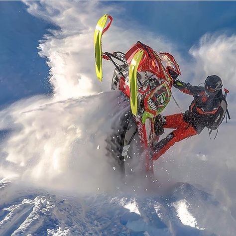 Sledding Snowmobile, Ski Doo Snowmobile, Main Gitar, Atv Bike, Snow Vehicles, Snow Play, Helena Montana, Snow Machine, Military Wallpaper