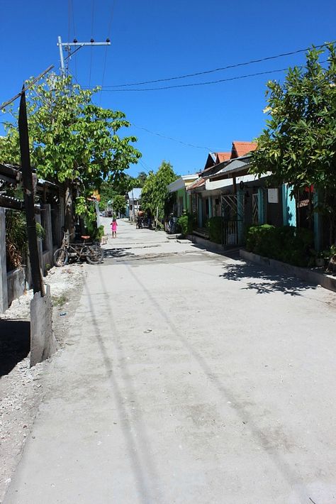 Street Philippines, Philippine Street, Philippines Street, Malapascua Island, Real Background, Grey Wallpaper Iphone, Au Pics, Philippines Travel Guide, Architecture Reference