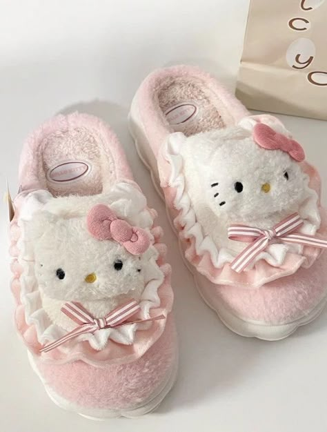 Hello Kitty Slippers, Hello Kitty Shoes, Kitty Clothes, Hello Kitty Clothes, Cozy Slippers, Plush Slippers, Cute Slippers, Kawaii Shoes, Home Comfort