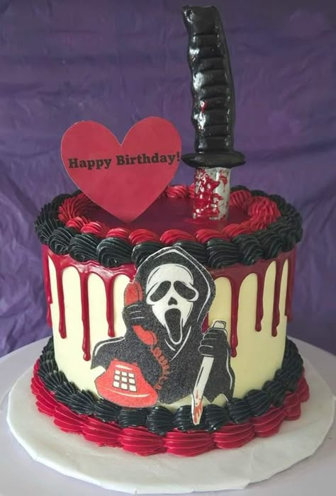 Scream Themed Party Ideas, Scream Sweet 16, Horror Theme Birthday Cake, Ghostface Food, Scream Cake Movie, Michael Myers Cake Ideas, Sweet 16 Horror Theme, Ghost Face Birthday Party Ideas, Ghost Face Cake Ideas