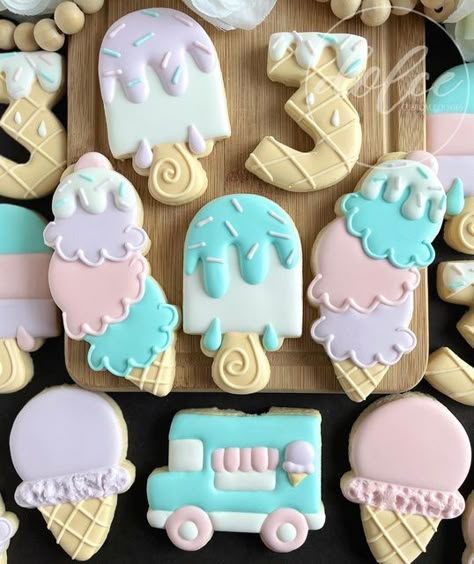 3 Scoops Of Fun Birthday Cookies, Ice Cream Birthday Cookies Decorated, Ice Cream Sugar Cookies Decorated, Ice Cream Decorated Cookies, 3 Scoops Of Fun Birthday, Ice Cream Cookies Decorated, Ice Cream Sugar Cookies, Girly Cookies, Royal Icing Cookie Ideas