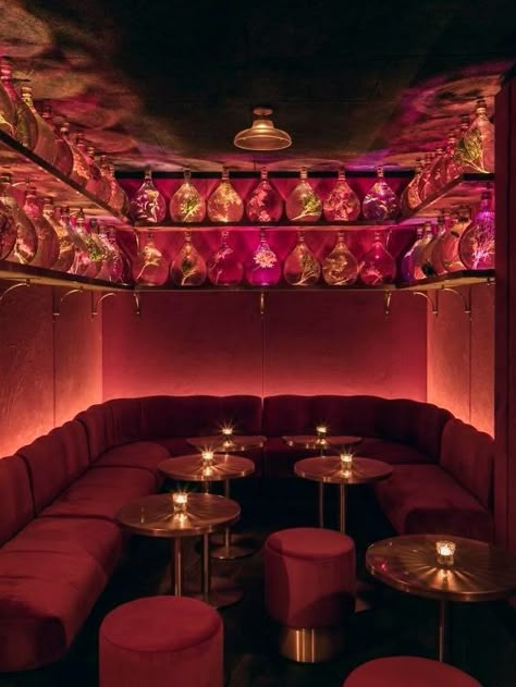 This Parisian Restaurant Is Too Pretty To Be Real Tac Mahal, Parisian Restaurant, Speakeasy Decor, Speakeasy Bar, No Entry, Jazz Bar, Bar Interior Design, Cool Restaurant, Cold Room