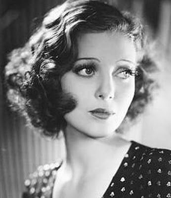 Loretta Young- if I looked good with short hair this is what I would do! 1930s Makeup, Oud Hollywood, 1930s Hair, 1920s Hair, Loretta Young, Star Actress, Blowing In The Wind, Vintage Versace, Vintage Portraits