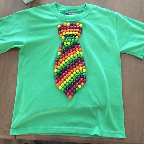 Shirt Decorating Ideas, T Shirt Decorating Ideas, 100 Day Shirt Ideas, 100days Of School Shirt, 100 Días De Clases, 100th Day Of School Crafts, 100s Day, T Shirt Sayings, 100 Day Of School Project