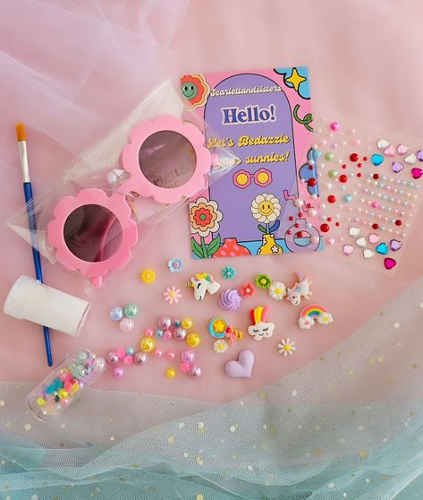 🌸 Which DIY Kit is your favorite? Do you know we include letter beads in your kit so you have an option to customused your sunnies with your name or just leave it with just the charms and all the sparkly stuff! #diy #smallbusiness #shopsmall #customsunglasses #personalised Diy Craft Kits For Kids, Kids Crafts To Sell, Clay Mirror, Diy Sunglasses, Shop Name Ideas, Kids Workshop, Diy Jewelry Kit, Gift Bags Diy, Rhinestone Crafts