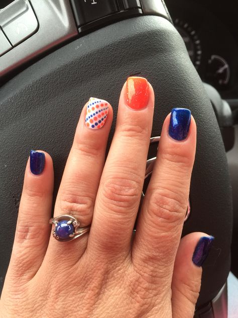 BSU nails Utsa Roadrunners Nails, Auburn Football Nails Designs, Syracuse University Nails, Clemson Nails Designs Football Season, Nail Ideas Football, Detroit Tiger Nails Designs, Team Nails Sports, Uf Gator Nails, Football Gel Nails