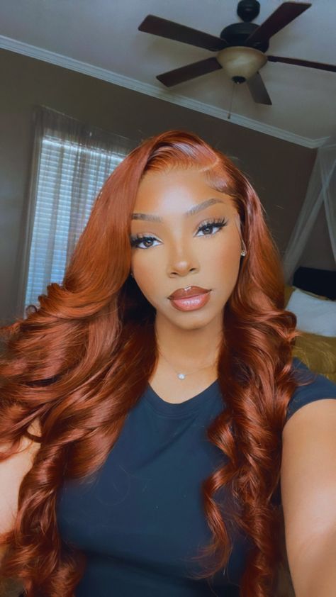 Fall Frontal Wig Hairstyles, Red Brown Wig Black Women, Ginger Orange Wig, Ginger Frontal Wig Hairstyles, Fall Color Wigs For Black Women, Summer Hair Colors For Black Women, Fall Wig Colors Black Women, Ginger Brown Wig, Thanksgiving Hairstyles For Black Women