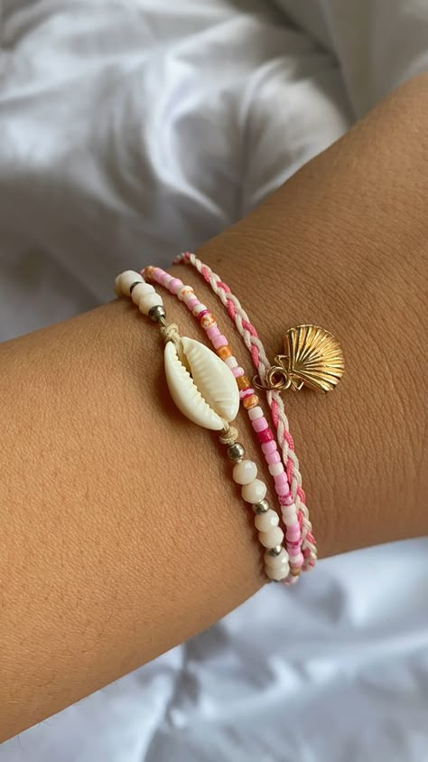 Aesthetic Bracelet, Preppy Bracelets, Surf Jewelry, Preppy Jewelry, Bracelet Stacks, Summer Bracelet, Bracelet Inspo, Diy Bracelet Designs, Beads Bracelet Design