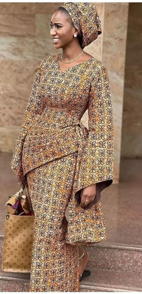 Long Simple Ankara Gown, Brown Ankara Dress, Latest Simple Ankara Gown Styles, Brown Ankara Dress Styles, Ankara Eid Outfits, Eid Ankara Styles, Atampa Styles Gown, Nigerian Ankara Styles Dresses, Ghanian Dress