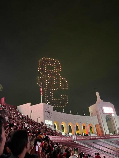 SC. Southern California. LA Coliseum. USC football game. Night. Drones. College football stadium Usc Gould Law, Usc Football Aesthetic, Usc University Aesthetic, Usc College Aesthetic, University Of Southern California Aesthetic, Usc Acceptance, Usc Aesthetic, Usc Tailgate, University Southern California