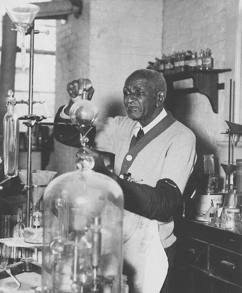 George Washington Carver Inventions | View full size George Washington Carver is seen working in his lab ... African American Inventors, George Washington Carver, Black Fact, Philadelphia Museums, Booker T, African Diaspora, Black Man, African American History, George Washington