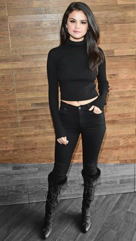 Selena Gomez Boots, Selena Gomez 2016 Style, Selena Gomez Revival Era, Selena Gomez Black Dress, Selena Gomez Body, Theatrical Romantic Body Type, Selena Gomez Makeup, Selena Gomez Photoshoot, La Girls