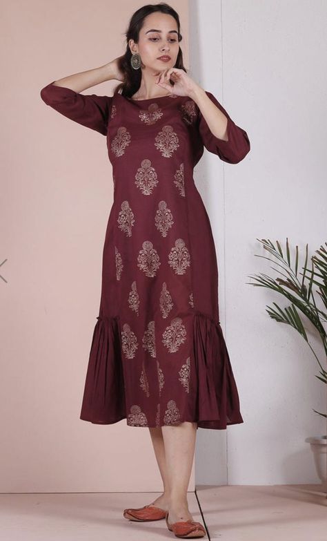 Cotton Aline Kurtis, Cottan Frok Kurti, Frock Models For Teenagers, Aline Frock Design, Aline Frocks For Women, Flare Dress Outfit Classy, Aline Kurti Design, Ladies Frock Design, Casual Outfits For Fall