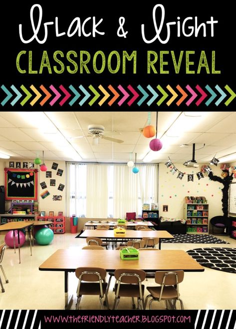 Chrome Books, Bright Classroom, Classroom Arrangement, Classroom Makeover, Elementary Classroom Decor, Third Grade Classroom, Classroom Decor Themes, 2nd Grade Classroom, Flexible Seating