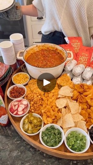 65K views · 944 reactions | Chili Bar Board Part 2 // Full how to + grocery list on IG! | Chili Bar Board Part 2 // Full how to + grocery list on IG! #chili #foodie #elfitup #RufflesOwnYourRidges | By Samantha BauchmannFacebook Charcuterie Board Chili, Chilli Charcuterie Board Ideas, Chilli Board Ideas, Fall Chili Charcuterie Board, Chili Toppings Charcuterie Board, Toppings For Chili Bar, Chili Recipe For Baked Potato Bar, Chili Board Ideas, Chilli Charcuterie Board