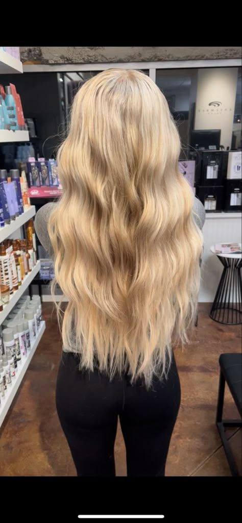 Blond Hair With Extensions, Pretty Blonde Hair Aesthetic, 22 In Hair Extensions, Blond Hair Extensions, Blond Extensions, Long Blonde Curled Hair, Blonde With Extensions, 22inch Hair Extensions, Long Natural Blonde Hair