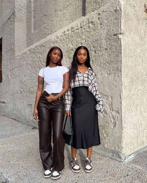 Cute Long Skirt Outfits Black Women, Fall Style 2023 Black Women, Summer Business Casual Black Women, Brunch With Friends Aesthetic Outfit, Corporate Outfits For School, Modest Fashion Mid Size, Sara Jakes Roberts Outfits, Young Adult Church Outfits, Church Outfit Black Women Fall